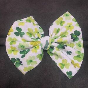 Little lopers big bow